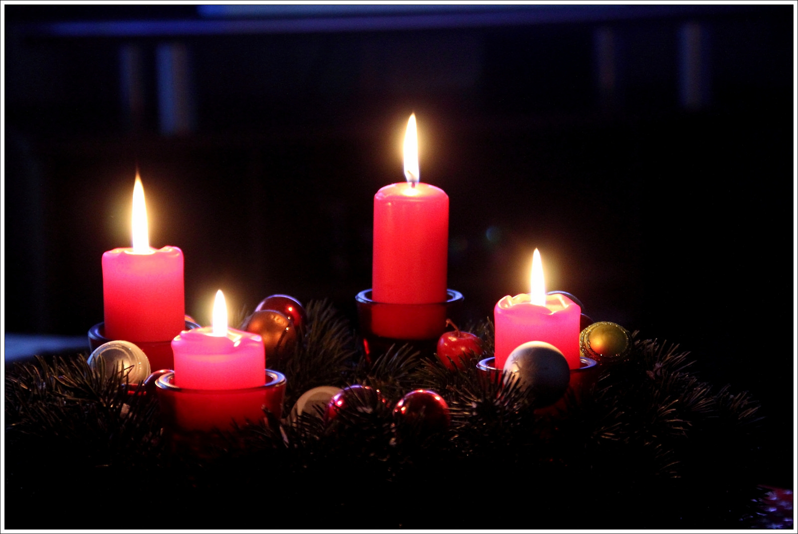 first sunday of advent candle